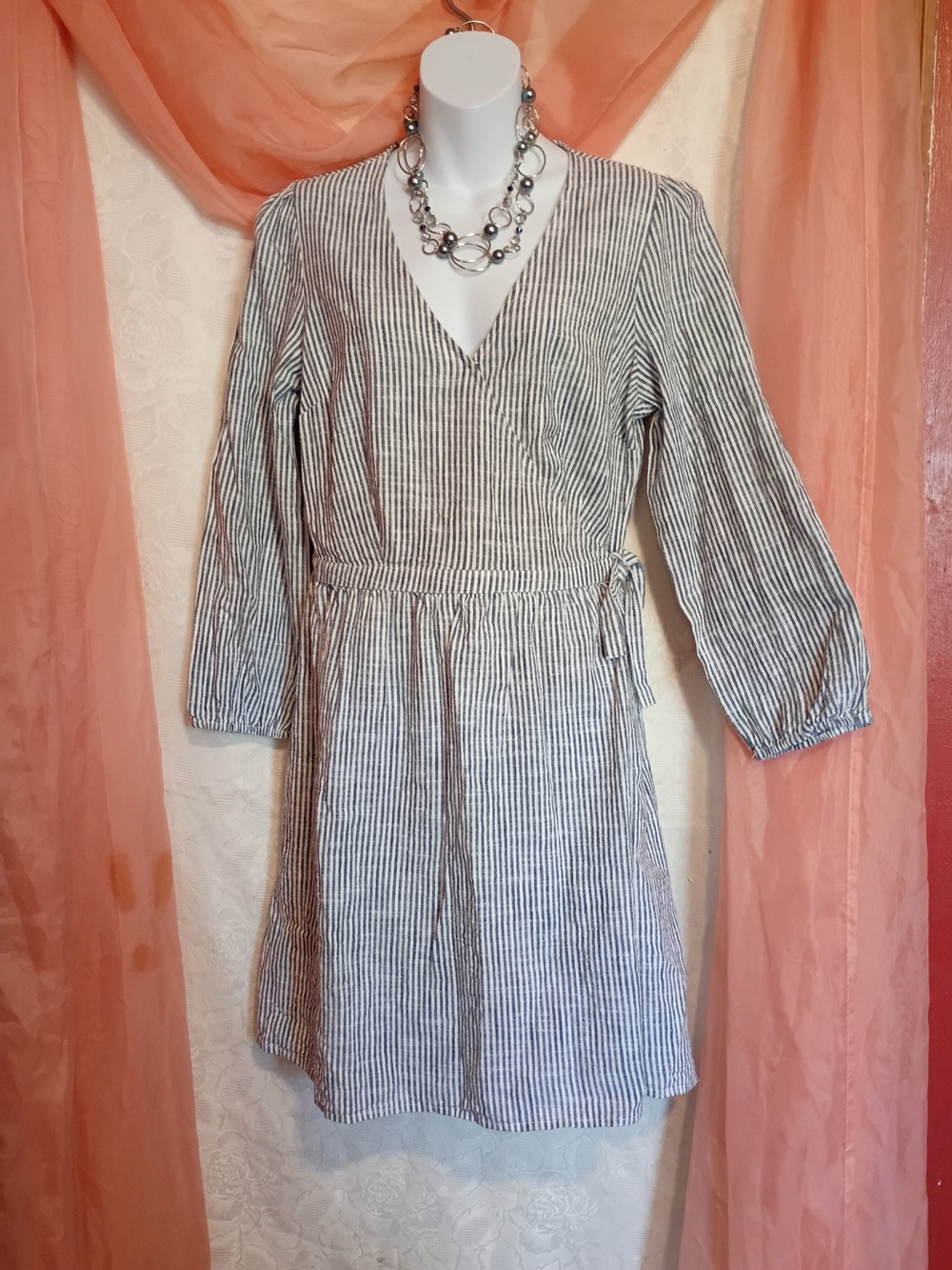 Old Navy Ladies Striped V-Neck Wrap Dress - Black & White Sz M
